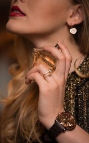 صورة لقسم عطور نسائية