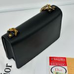 صورة كروس ديور جادور Dior JADIOR