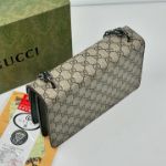 صورة كروس جوتشي مع علبة - Beige Gucci